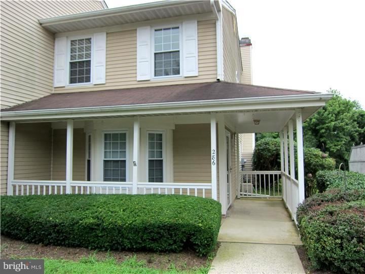 286 Leedom Way unit 81, Newtown, PA 18940 - photo 1