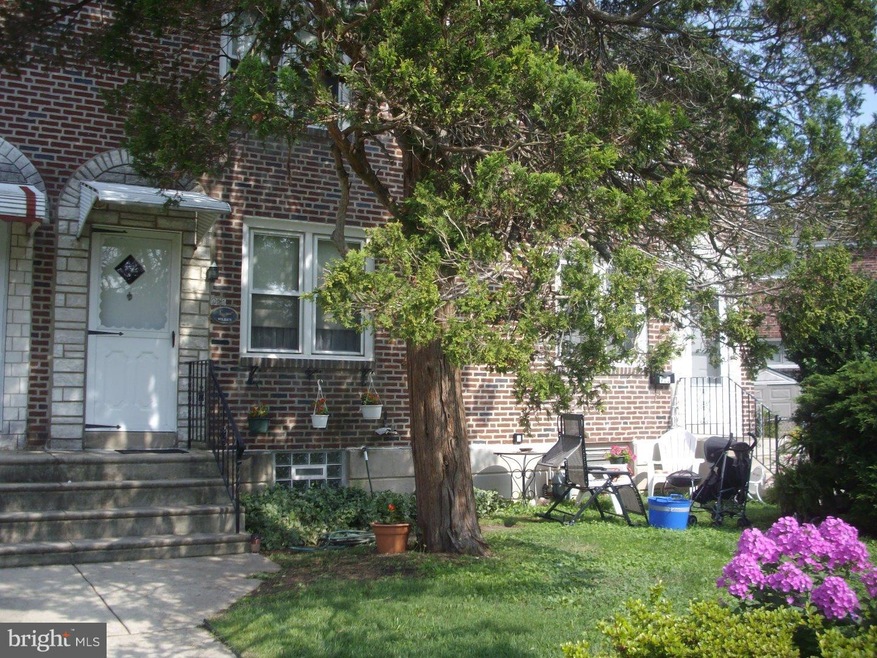 915 Poplar Ave, Glenolden, PA 19036 - photo 1