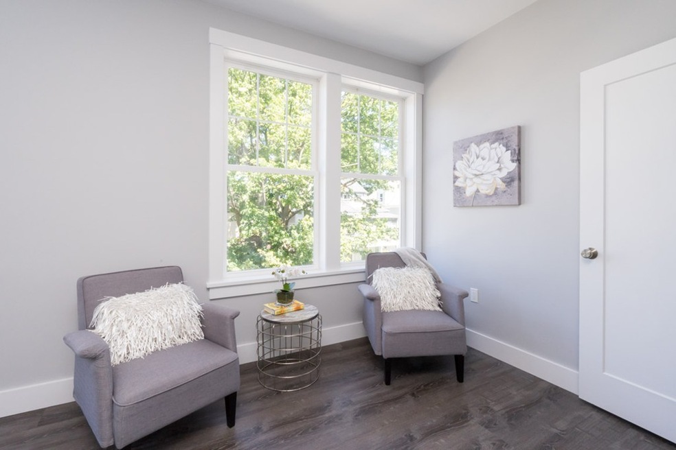 176 Humboldt Ave unit 8, Boston, MA 02121 - photo 1