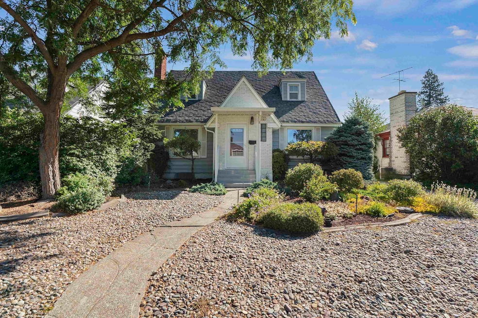 3110 N Sheridan Ct, Spokane, WA 99205 - photo 1