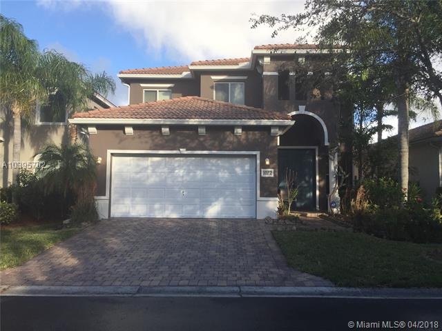 1072 Center Stone Ln, Riviera Beach, FL 33404 - photo 1