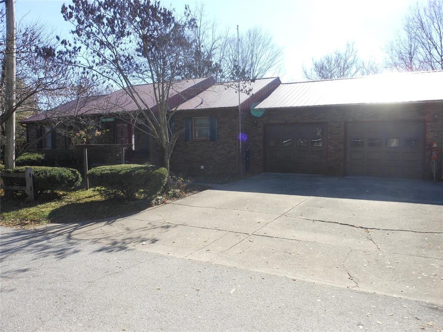 300 Pence Ave, Columbus, IN 47201 - photo 1