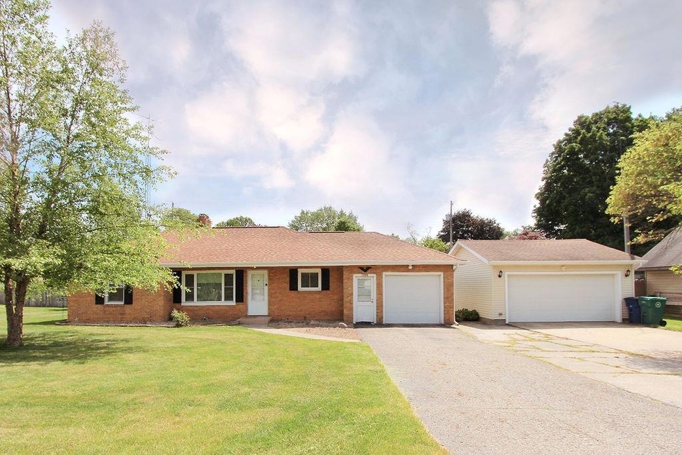 1709 A St, La Porte, IN 46350 - photo 1