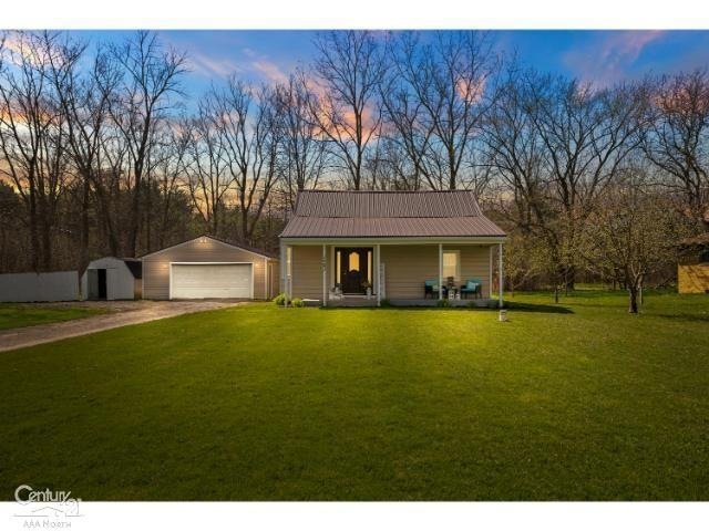 3063 O'Leary Rd, Flint, MI 48504 - photo 1