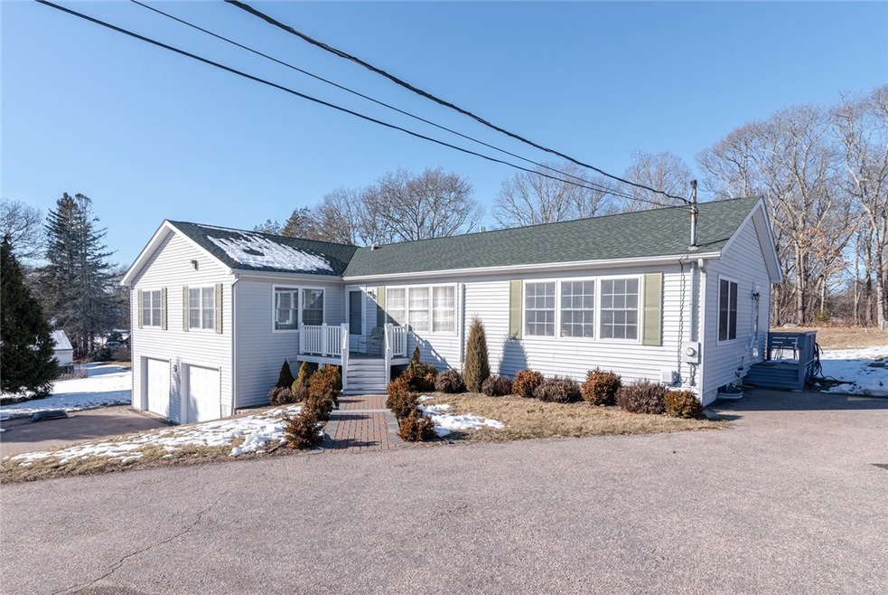14 Stuart St, Westerly, RI 02891 - photo 1