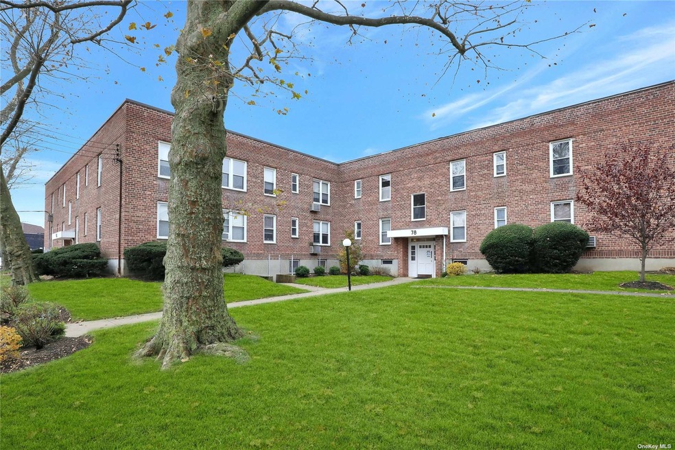 78 Gibson Blvd unit 1A, Valley Stream, NY 11581 - photo 1