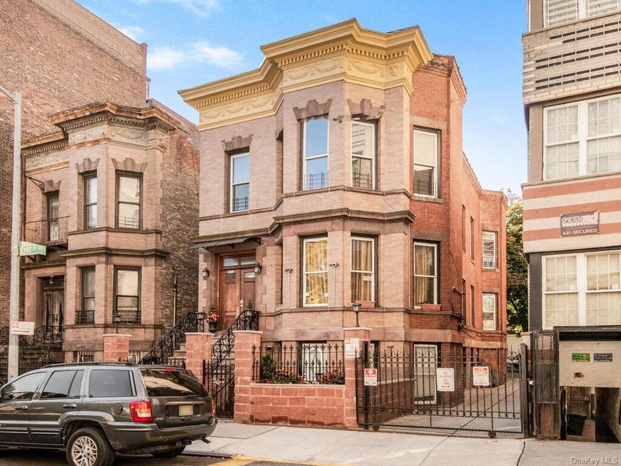 322 E 197th St unit 2, Bronx, NY 10458 - photo 1