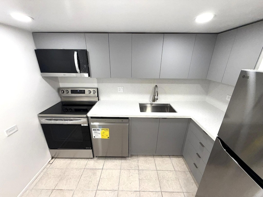 For Rent $1,600/month