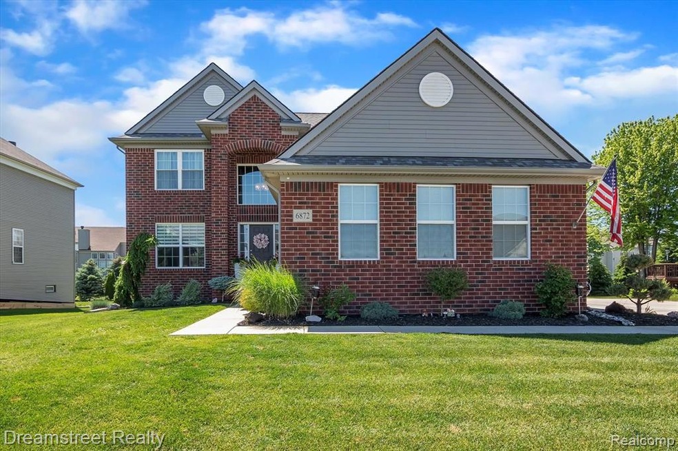 03-6872-Plainview-St-WindowStill-Real-Estate-Photo