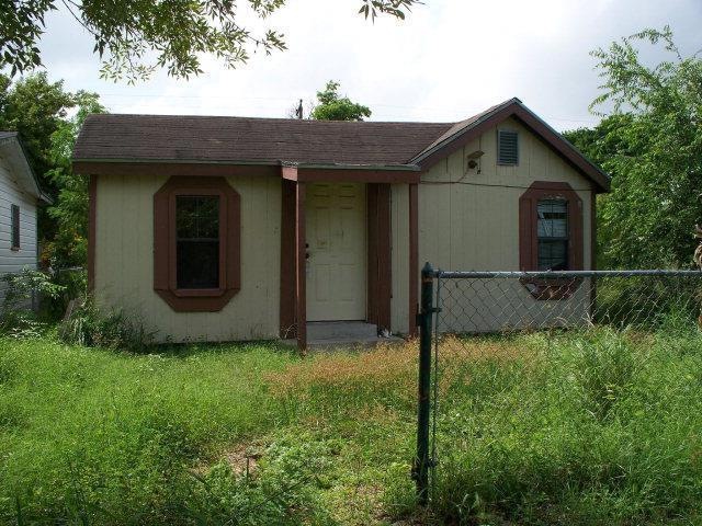 511 W Hawk Ave, Pharr, TX 78577 - photo 1