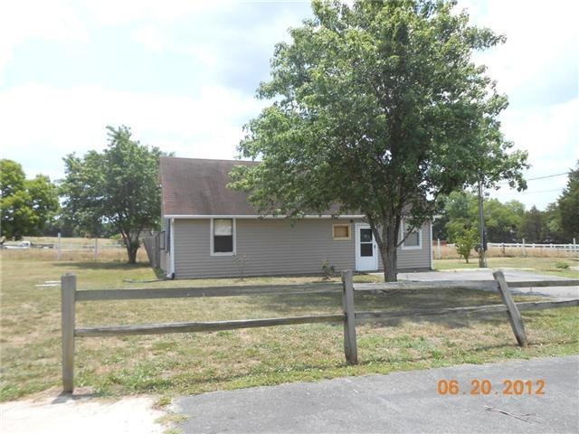 805 Gant Rd, Shelbyville, TN 37160 - photo 1