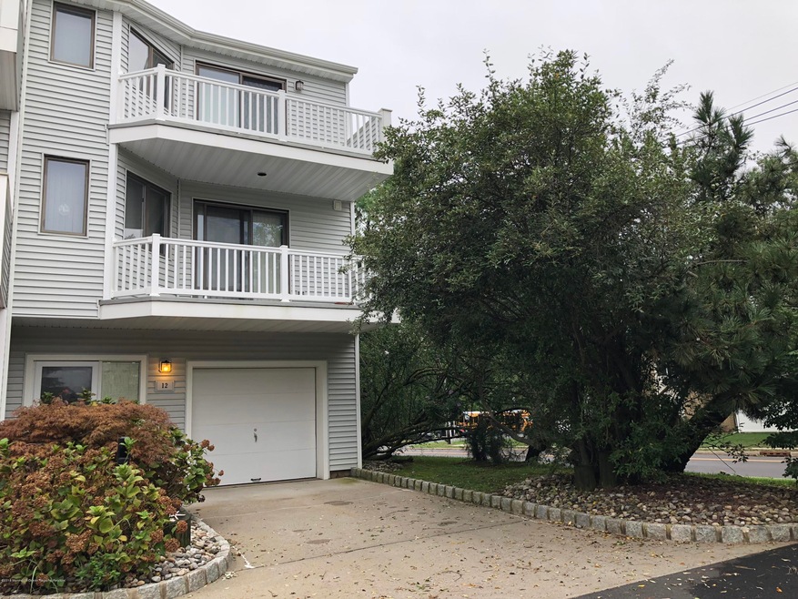 02522AEA-4B7D-4EFA-8015-958C1432444E