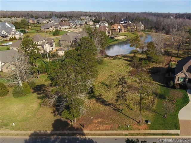 10032 Strike the Gold Ln unit 195, Waxhaw, NC 28173 - photo 1