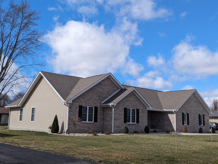 1057 S Walnut St, Rushville, IN 46173 - photo 1