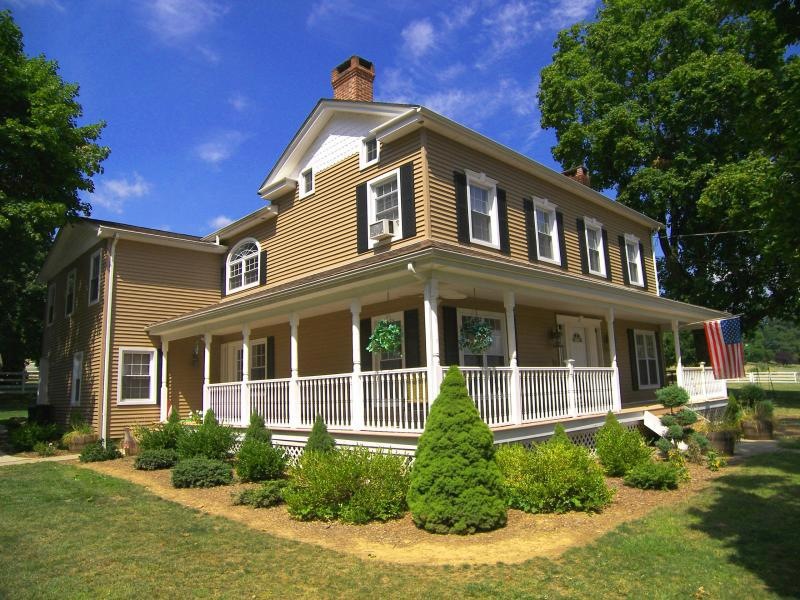 855 Rockport Rd, Hackettstown, NJ 07840 - photo 1