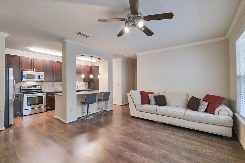 The Valencia unit 128, Houston, TX 77054 - photo 1