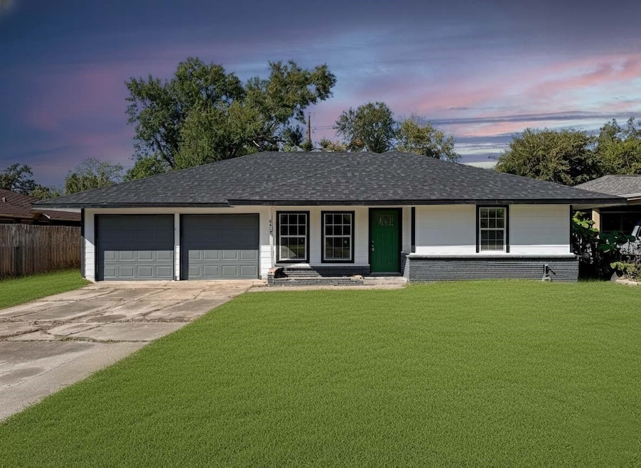 For Sale $250,000 • Co-Listing Agent