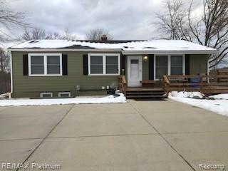 3195 E Highland Rd, Howell, MI 48843 - photo 1