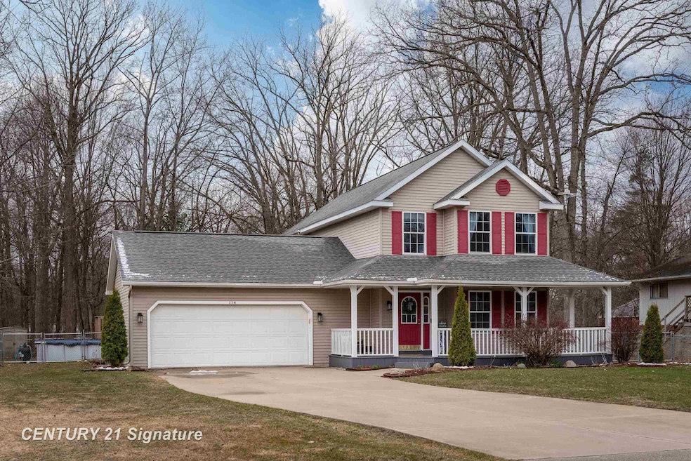 116 S Westlawn Dr, Midland, MI 48640 - photo 1