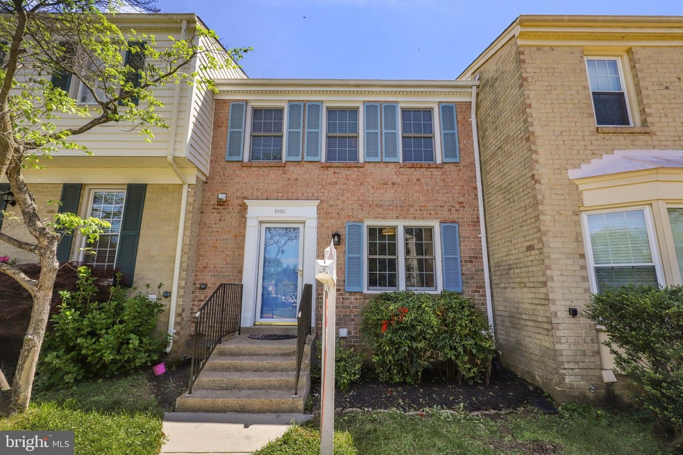 2923 Cashel Ln, Vienna, VA 22181 - photo 1