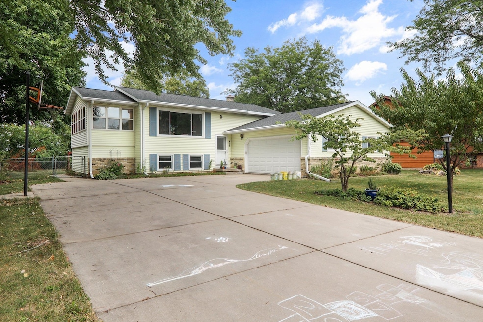 Sold $352,500 • Co-Listing Agent