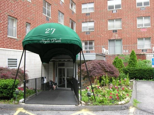 Hyde Park unit 5A, Stamford, CT 06907 - photo 1