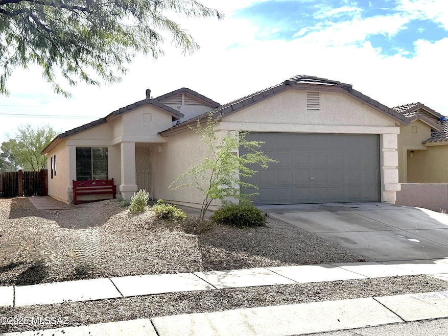 9968 E Country Shadows Dr, Tucson, AZ 85748 - photo 1