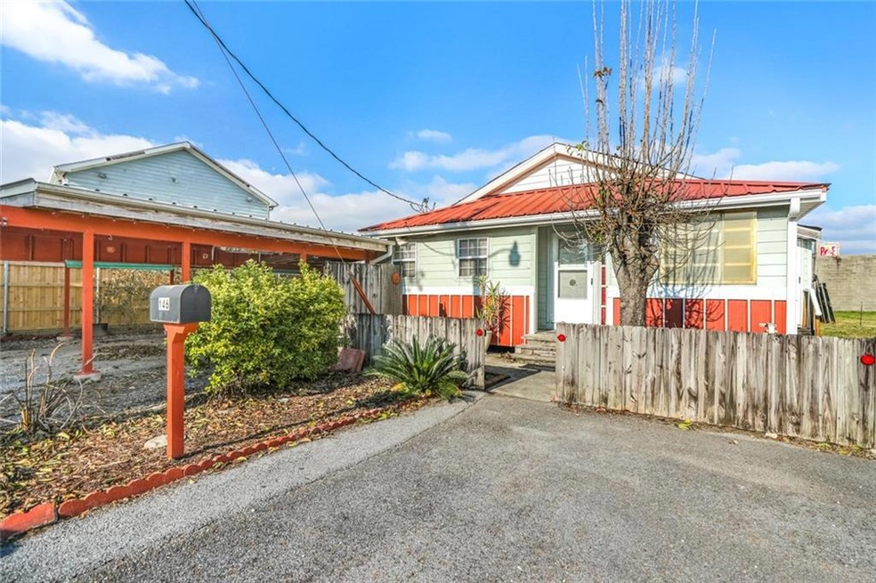 146 ELODIE ST.  ZONED R2, ACCESS ON BOTH SIDES!