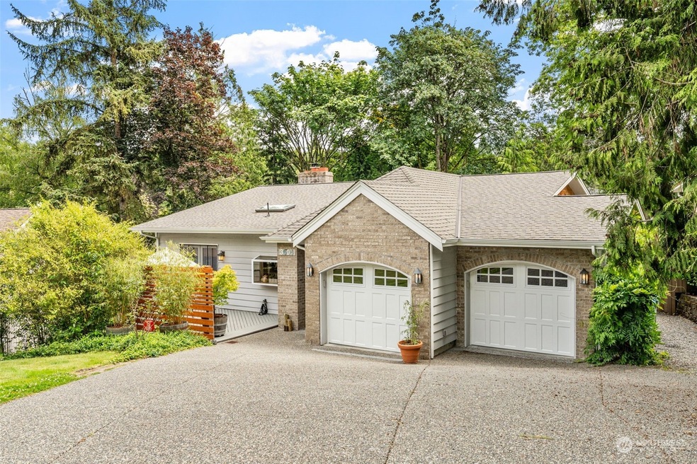 3604 76th Place SE, Mercer Island, WA 98040 - photo 1