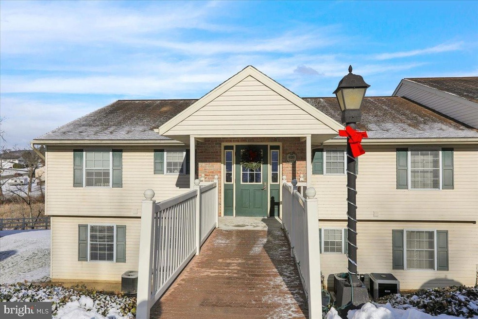 620 Pine St unit 3, Hamburg, PA 19526 - photo 1