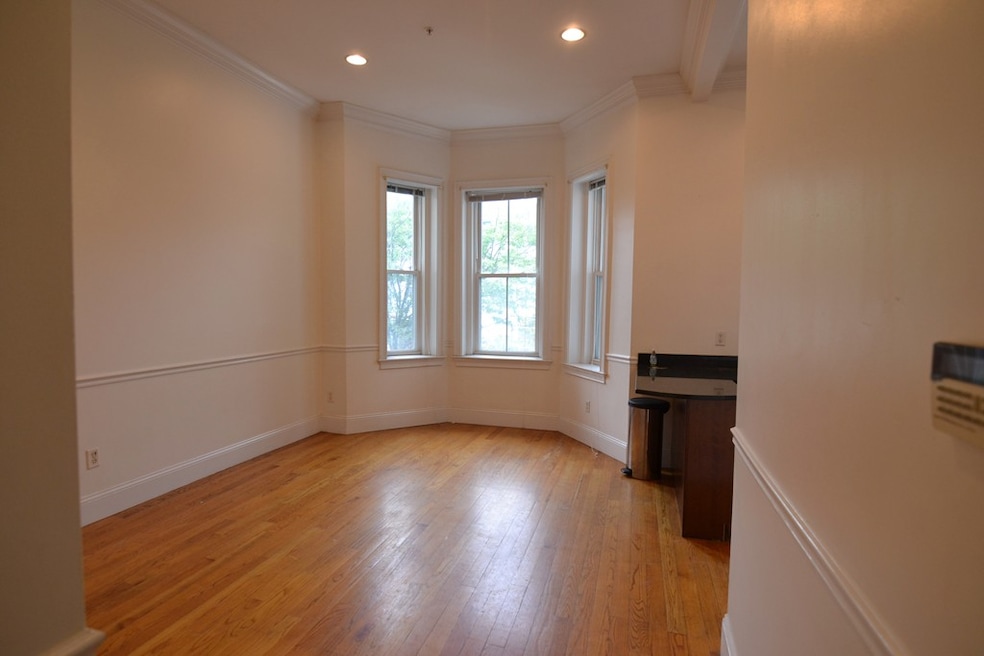 1611 Tremont St unit 2, Roxbury Crossing, MA 02120 - photo 1
