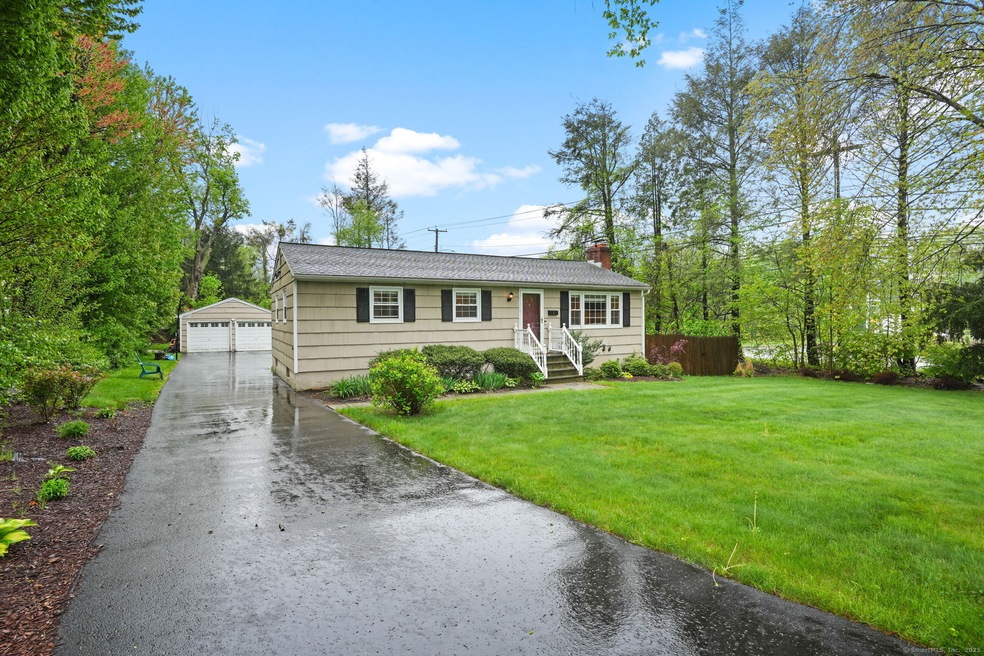 2 Turney Place, Trumbull, CT 06611 - photo 1