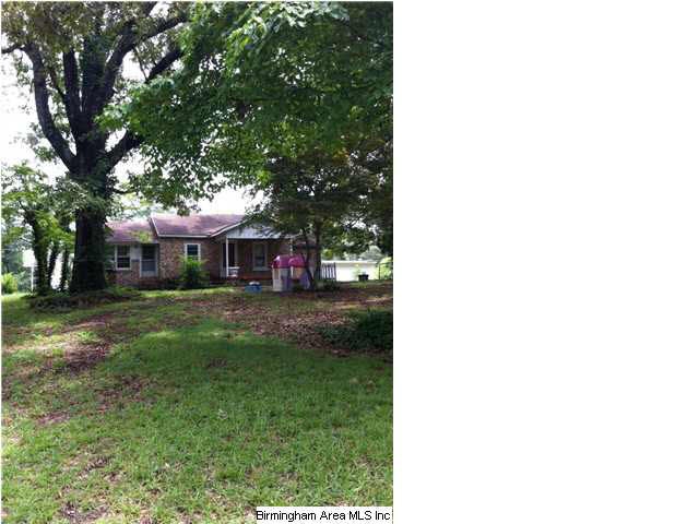 221 25th Ave NE, Center Point, AL 35215 - photo 1