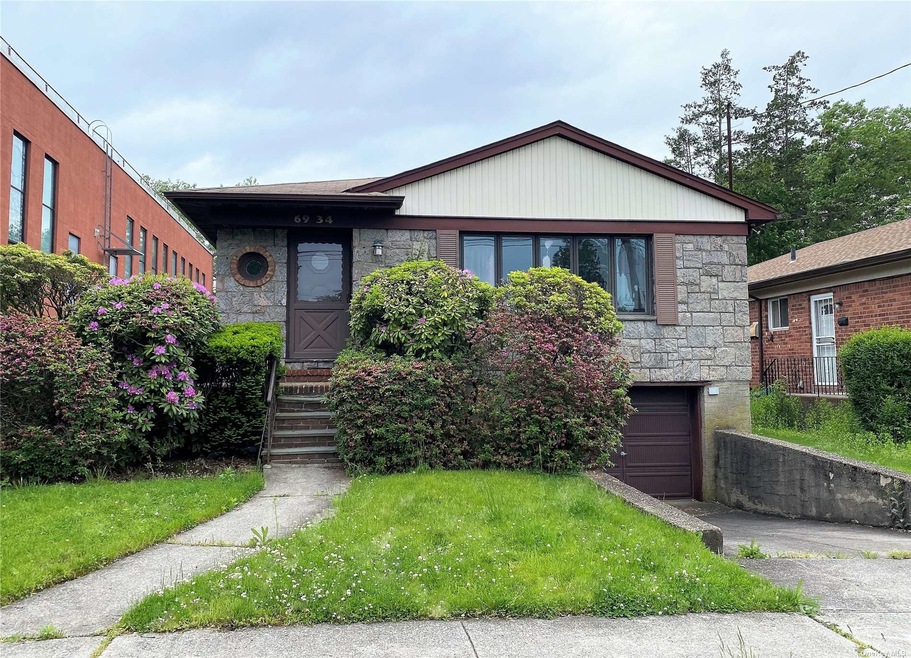6934 170th St, Fresh Meadows, NY 11365 - photo 1