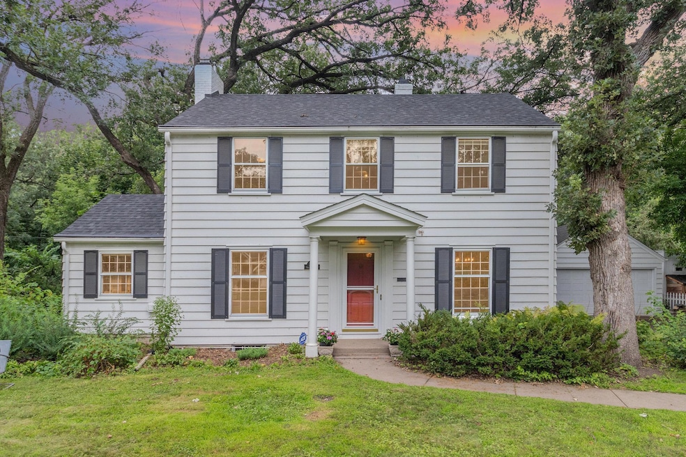 7038 Oak Grove Blvd, Richfield, MN 55423 - photo 1