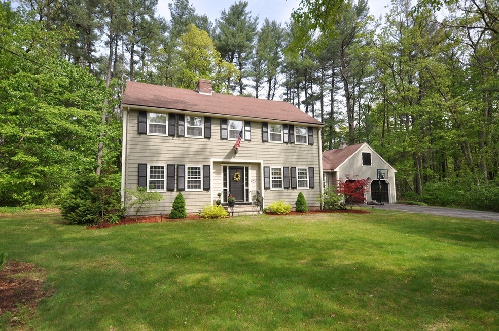 536 Hayward Mill Rd, Concord, MA 01742 - photo 1