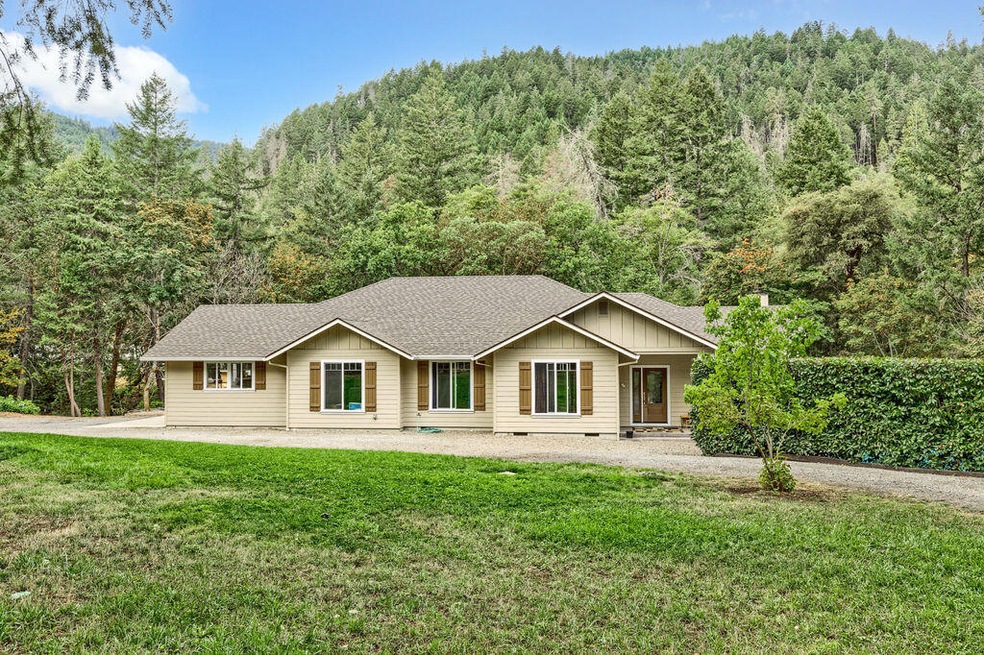 790 Savage Creek Rd