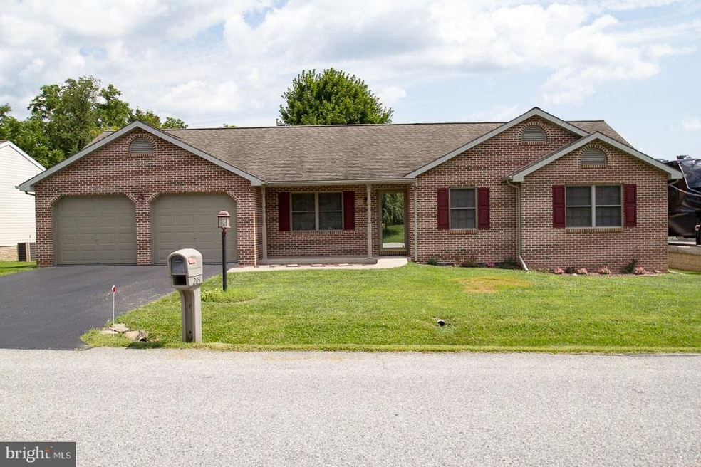 205 Stanford Rd, Hagerstown, MD 21742 - photo 1