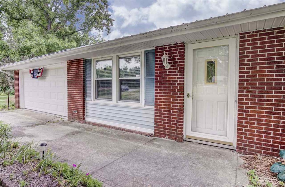 2201 E 600 N, Huntington, IN 46750 - photo 1
