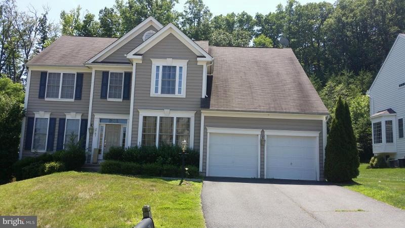 2783 Burrough Hill Ln, Woodbridge, VA 22191 - photo 1