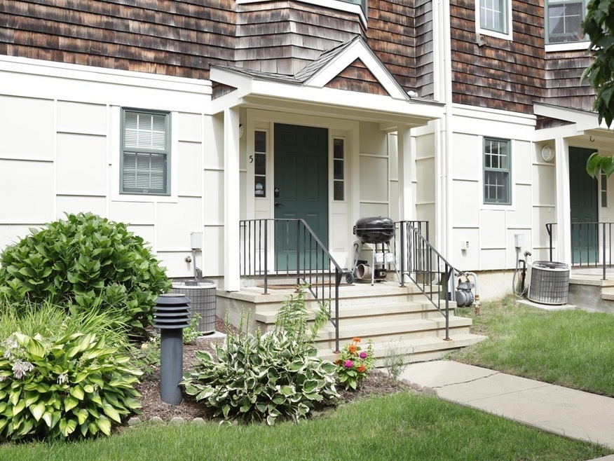 523 Hancock St unit 5, Quincy, MA 02170 - photo 1