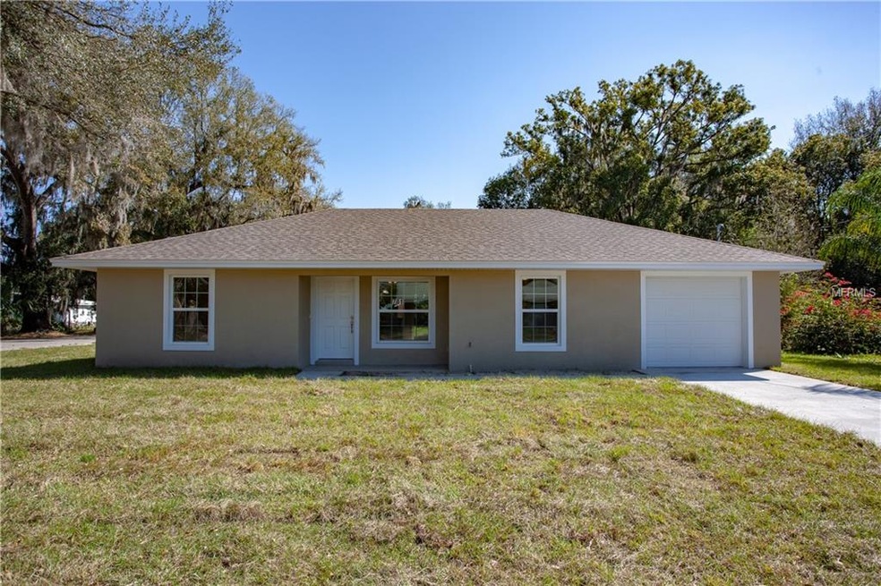 701 S Oak Ave, Fort Meade, FL 33841 - photo 1