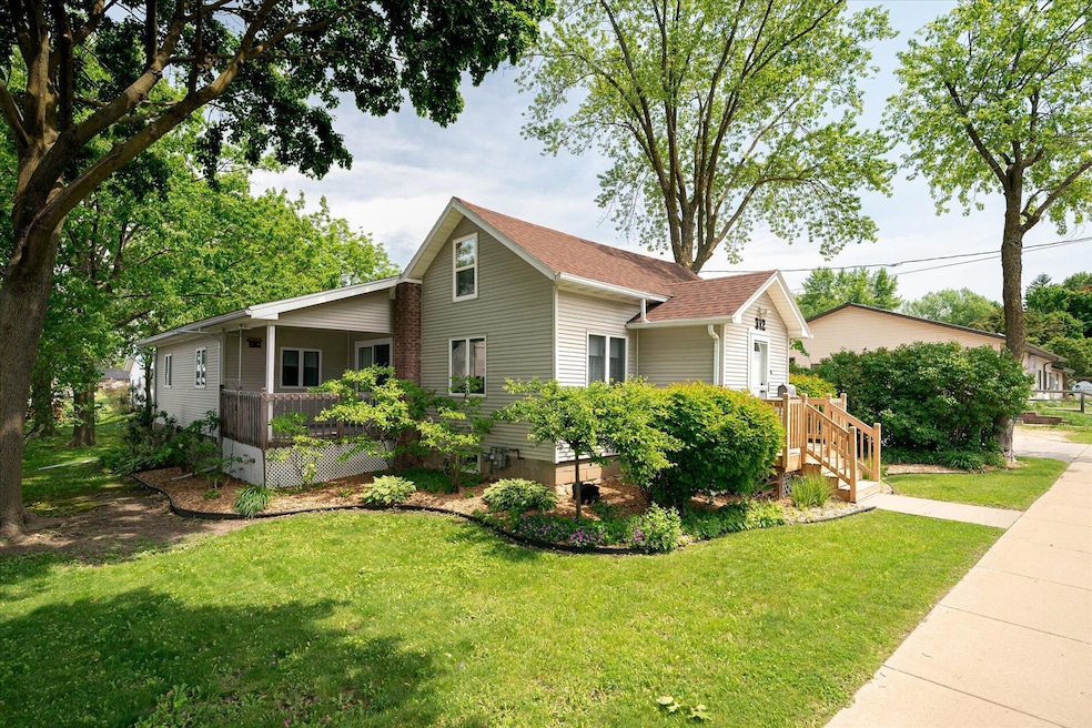312 E Decker St Viroqua