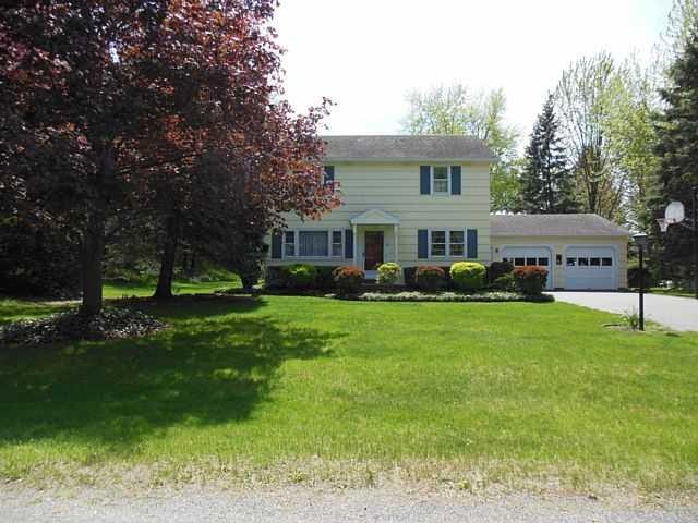 Exterior Front Welcome to 9 Sanhurst Drive