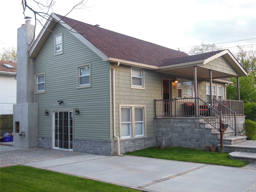 872 Jefferson St, Baldwin, NY 11510 - photo 1