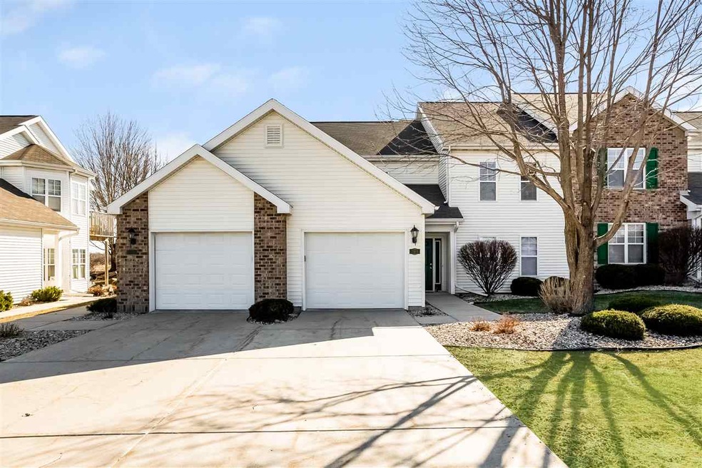 706 Dunn Ave, Oregon, WI 53575 - photo 1