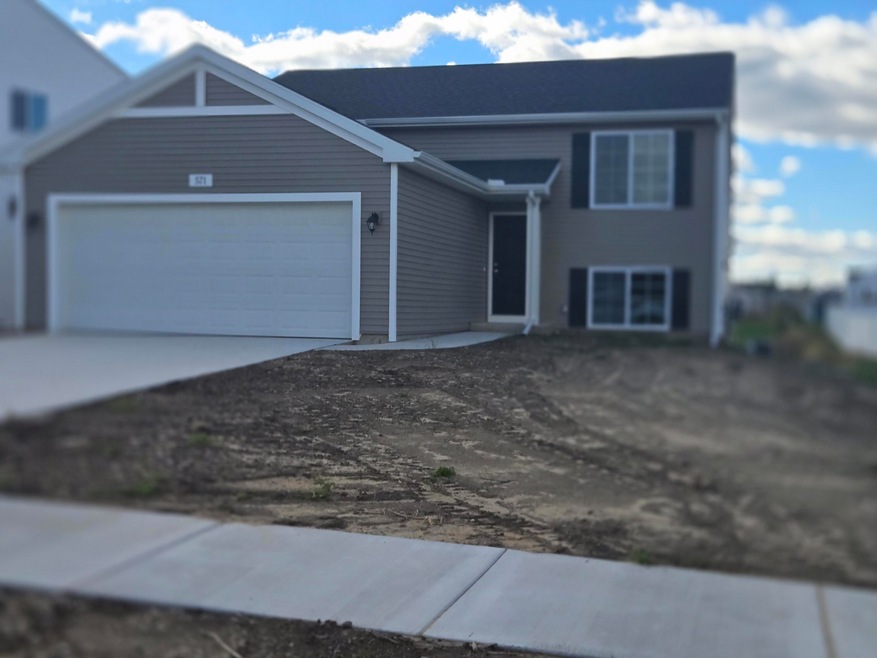 571 Snow Pine Ct, Cedar Springs, MI 49319 - photo 1