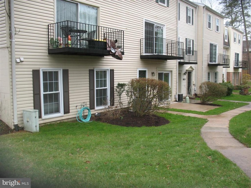 9212 Hickory Tree Ct unit 4A, Burke, VA 22015 - photo 1