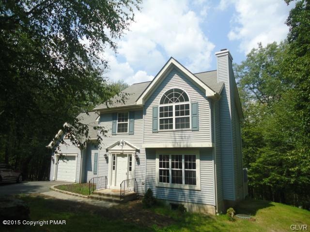 1156 Kensington Dr, East Stroudsburg, PA 18301 - photo 1