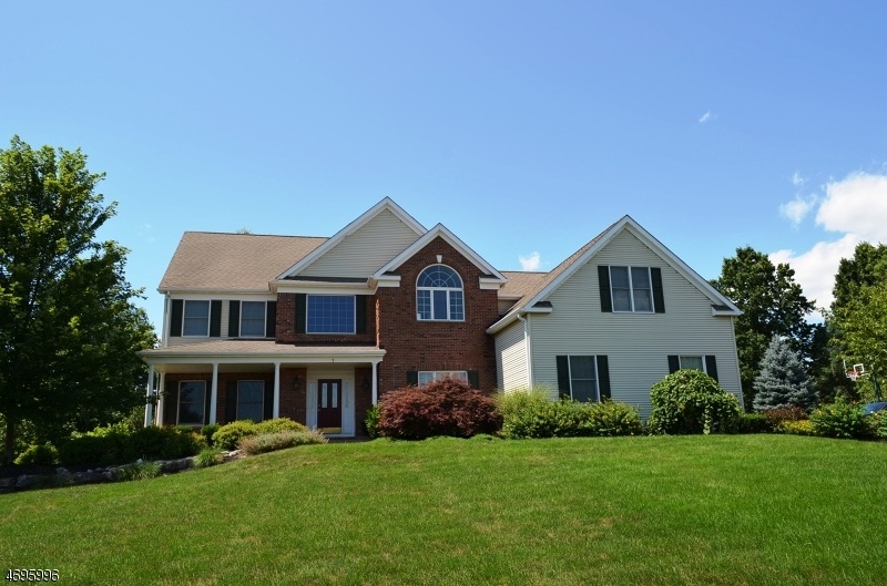 1 Grove Farm Rd, Pittstown, NJ 08867 - photo 1